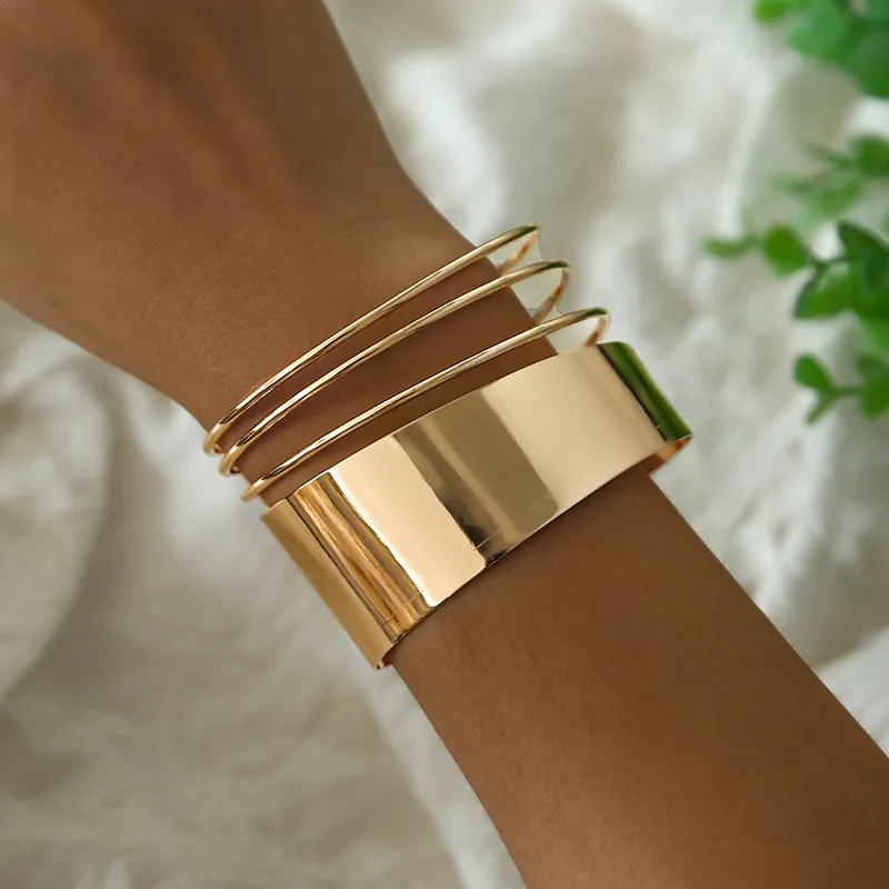 ARMBÄNDER