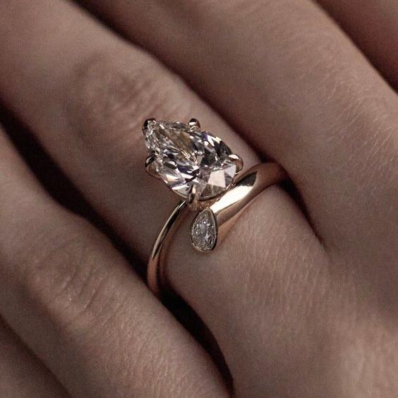 Vintage gouden open waterdruppel zirconia ring