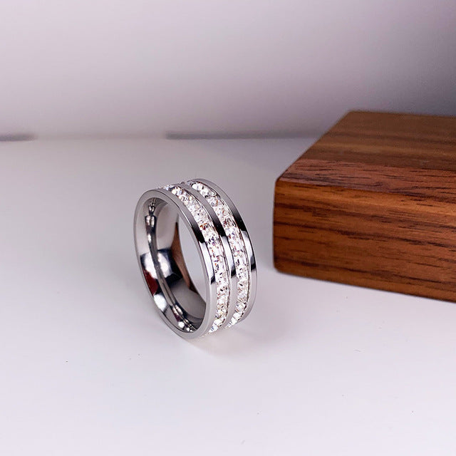 Elegante ring met dubbele zirkonia-inleg