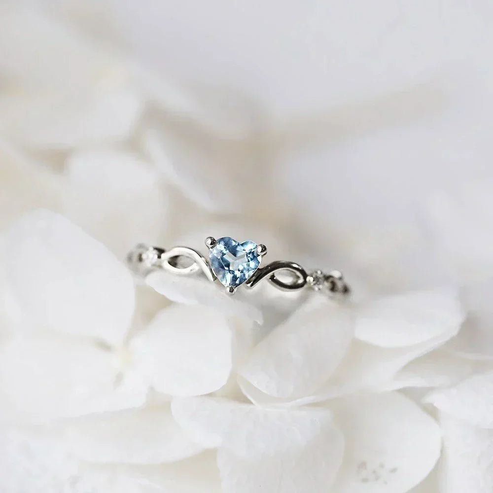 Blauwe Zirkonia Hart Ring in Sterling Zilver