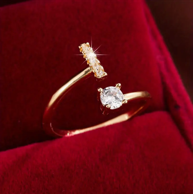 Elegante Letter Ring met Diamanten in Goud en Zilver