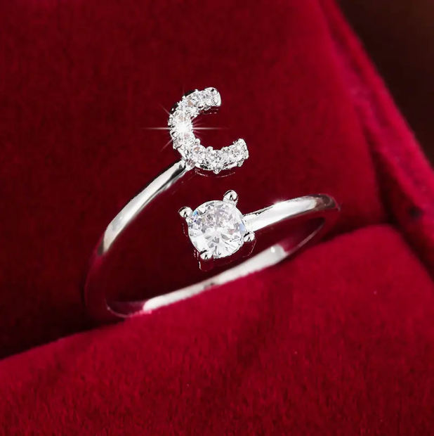 Elegante Letter Ring met Diamanten in Goud en Zilver