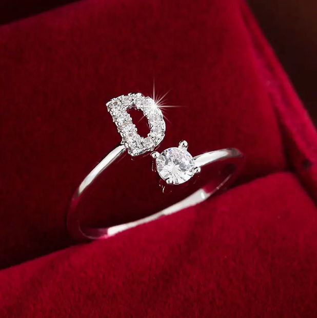 Elegante Letter Ring met Diamanten in Goud en Zilver