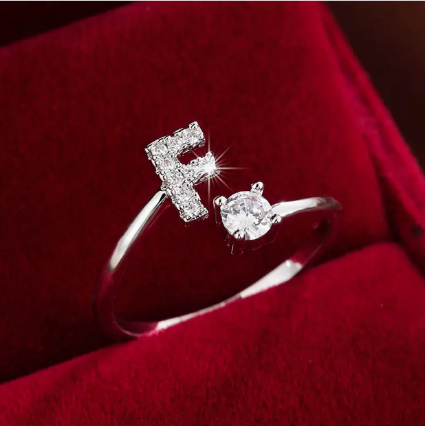Elegante Letter Ring met Diamanten in Goud en Zilver