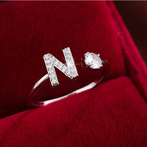 Elegante Letter Ring met Diamanten in Goud en Zilver