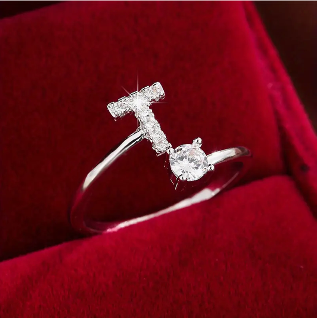 Elegante Letter Ring met Diamanten in Goud en Zilver