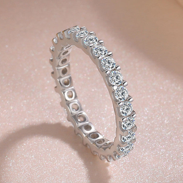 Zilveren ring met zirkonia inleg