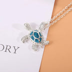 Ketting met zeeschildpad van blauwe opaal