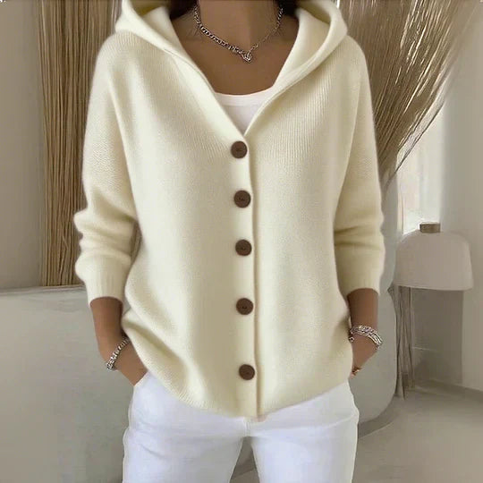 Janet – Trendige Strickjacke mit Kapuze