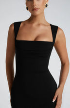 Metis - Timeless Bodycon Maxi Dress