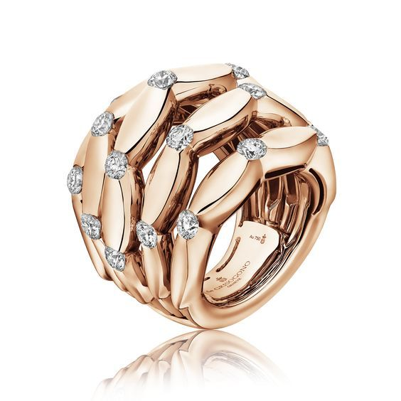 Gouden ring met gelaagd zirkoniumoxide