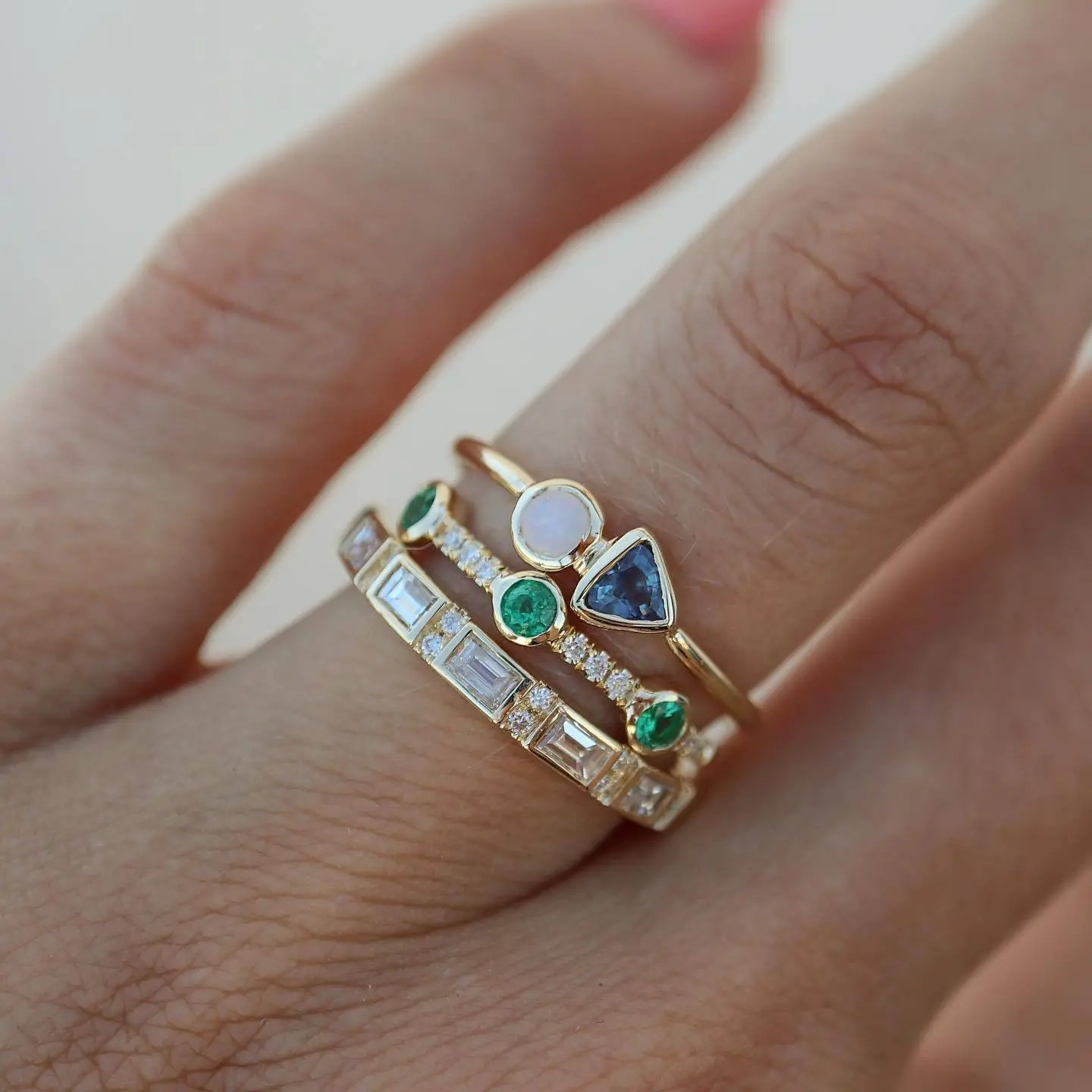 Vintage Ring met Witte Opaal en Bos Zirkonia