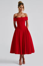 Nyx - Mühelos elegantes Midikleid